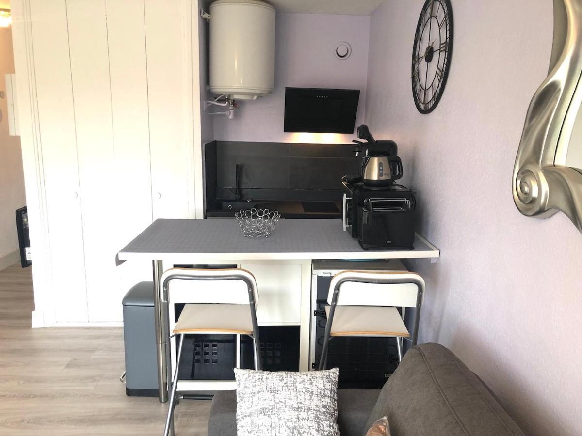 Studio St-Mandrier 300M Mer Сен-Мандри-сюр-Мер Екстериор снимка